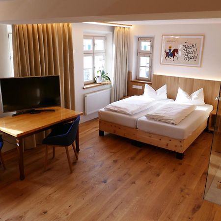 Hotel Zum Schwarzen Ross Und Gutmann Zur Post Hilpoltstein Exteriér fotografie