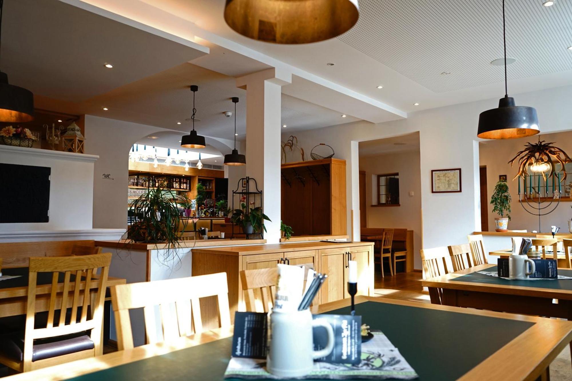 Hotel Zum Schwarzen Ross Und Gutmann Zur Post Hilpoltstein Exteriér fotografie